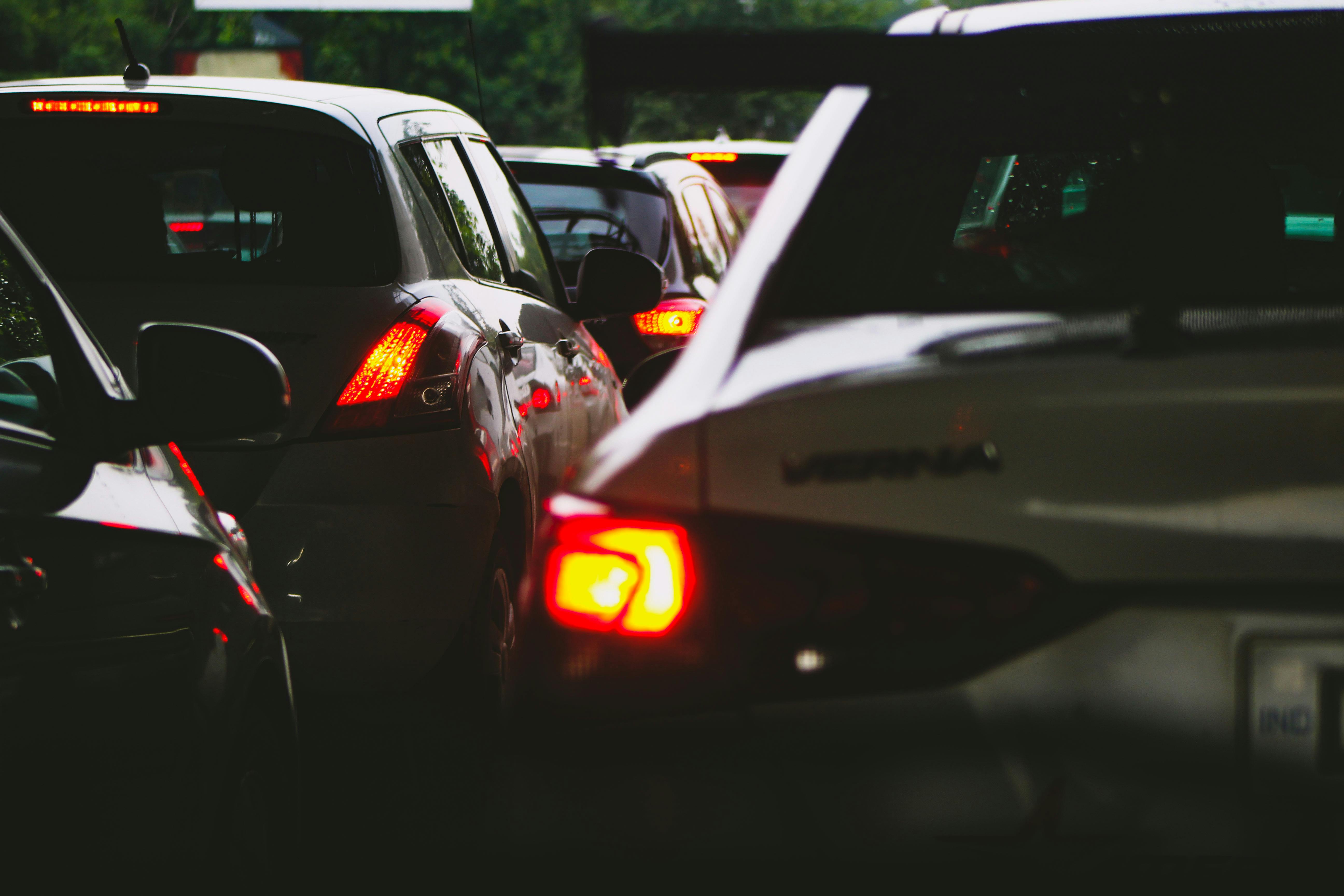 Cars in a traffic jam, photo from behind, author: Aayush Srivastava