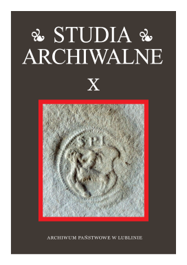 "Studia Archiwalne" cover